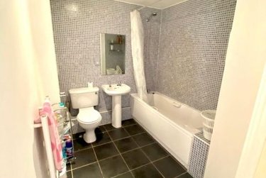 2 bed flat, 2 Leadmill Street, Heeley, Sheffield, S14SA - Image 7