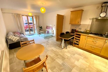 2 bed flat, 2 Leadmill Street, Heeley, Sheffield, S14SA - Image 1