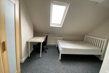 6 bed house, Cowlishaw Road, Sharrowvale, Sheffield, S118XE - Image 9