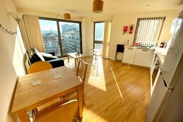 2 bed flat, 1 Scotland Street, Kelham Island, Sheffield, S37AT - Image 2