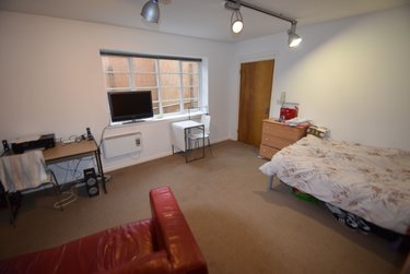 1 bed studio, Arundel Street, City Centre, Devonshire Green, Sheffield, S14FL - Image 2