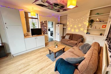 4 bed house, Harefield Road, Sharrow, Sheffield, S118NU - Image 1