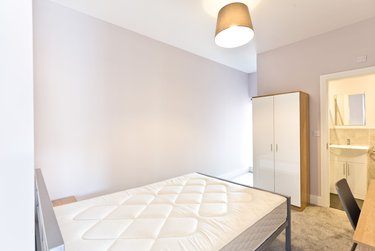 2 bed flat, 25 Baron Street, Heeley, Sheffield, S14AU - Image 10