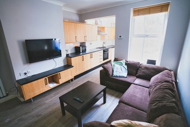 5 bed house, Harefield Road, Sharrow, Sheffield, S118NU - Image 1