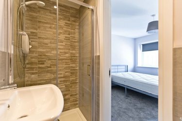 2 bed flat, 25 Baron Street, Heeley, Sheffield, S14AU - Image 9