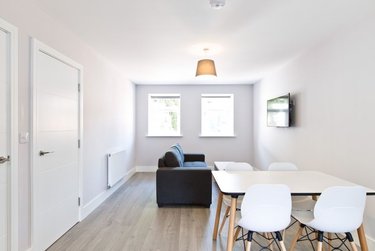 2 bed flat, 25 Baron Street, Heeley, Sheffield, S14AU - Image 3