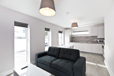 2 bed flat, 25 Baron Street, Heeley, Sheffield, S14AU - Image 1