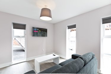 2 bed flat, 25 Baron Street, Heeley, Sheffield, S14AU - Image 2