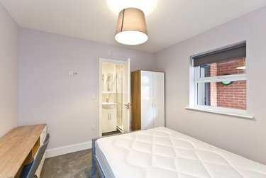 2 bed flat, 25 Baron Street, Heeley, Sheffield, S14AU - Image 4