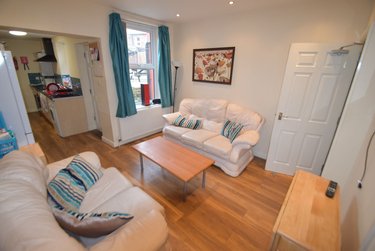 4 bed house, 230a Shoreham Street, Heeley, Sheffield, S14ST - Image 2