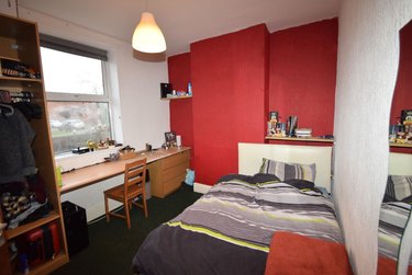 4 bed house, Shoreham Street, Heeley, Sheffield, S14ST - Image 3