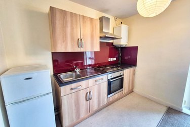 1 bed studio, 2 William Street, Sharrow, Sheffield, S102BG - Image 3