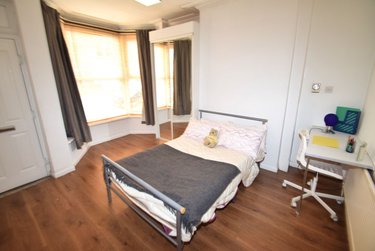 4 bed house, Stalker Lees Road, Sharrow, Sheffield, S118NR - Image 5