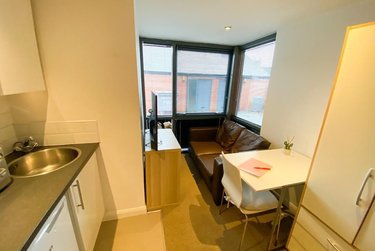 1 bed studio, Filey Lane, Broomhall, Sheffield, S37BR - Image 7
