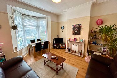 5 bed house, Brocco Bank, Sharrowvale, Sheffield, S118RS - Image 1