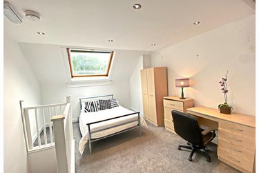 4 bed house, Stalker Lees Road, Sharrow, Sheffield, S118NR - Image 1