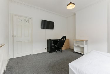1 bed house, Cowlishaw Road, Sharrowvale, Sheffield, S118XF - Image 5