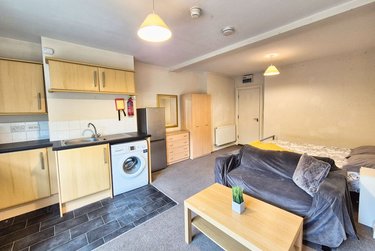 1 bed studio, Studio 3 607-609 Ecclesall Road, Sharrowvale, Sheffield, S118PT - Image 3
