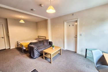 1 bed studio, Studio 3 607-609 Ecclesall Road, Sharrowvale, Sheffield, S118PT - Image 4