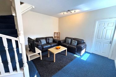 3 bed house, 33a Cemetery Avenue, Sharrow, Sheffield, S118NT - Image 1