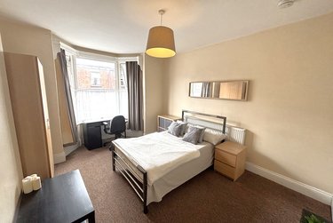 5 bed house, Khartoum Road, Sharrowvale, Sheffield, S118RD - Image 3