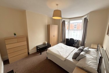 5 bed house, Khartoum Road, Sharrowvale, Sheffield, S118RD - Image 2