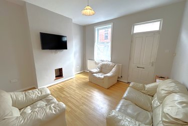 3 bed house, 70a Victoria Street, Devonshire Green, Sheffield, S37QL - Image 1