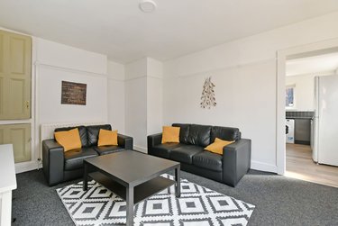 5 bed house, Stalker Lees Road, Sharrowvale, Sheffield, S118NL - Image 3