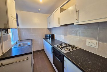 3 bed house, City Road, Heeley, Sheffield, S25HE - Image 3