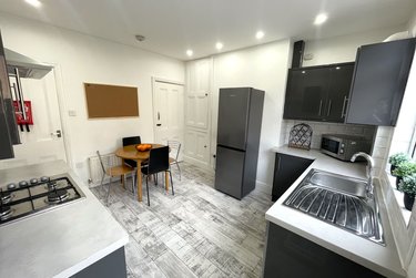 4 bed house, Harefield Road, Sharrow, Sheffield, S118NU - Image 3