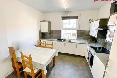 4 bed flat, 3a Westbourne Road, Endcliffe, Sheffield, S102QQ - Image 1