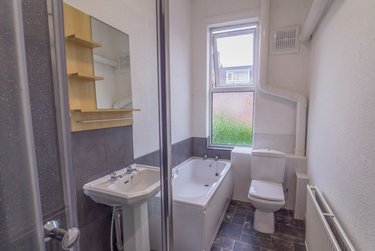 5 bed house, 81b Holberry Gardens, Broomhall, Sheffield, S102FR - Image 13