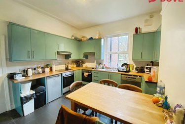 5 bed house, Brocco Bank, Sharrowvale, Sheffield, S118RS - Image 1