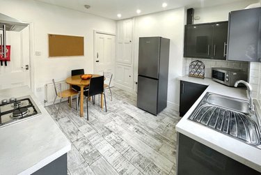 4 bed house, Harefield Road, Sharrow, Sheffield, S118NU - Image 3