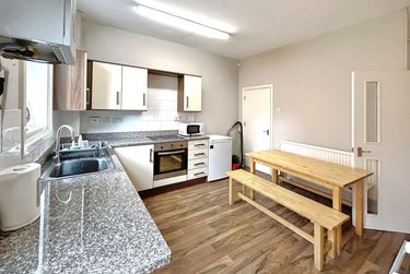 4 bed house, Victoria Street, Devonshire Green, Sheffield, S37QL - Image 4