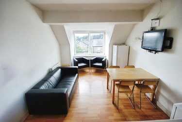 9 bed house, 57b Norfolk Road, Heeley, Sheffield, S22SW - Image 2