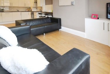 5 bed house, 309a Ecclesall Road, Sharrow, Sheffield, S118NX - Image 2