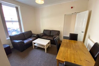 5 bed house, 83a Brunswick Street, Broomhall, Sheffield, S102FL - Image 2