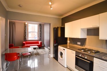 4 bed house, Eastwood Road, Sharrowvale, Sheffield, S118QE - Image 1