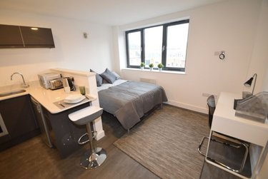 1 bed studio, 100 Arundel Street, Devonshire Green, Sheffield, S14FL - Image 1