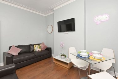 5 bed house, Penrhyn Road, Sharrowvale, Sheffield, S118UL - Image 2