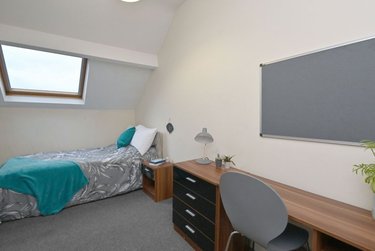 5 bed house, Penrhyn Road, Sharrowvale, Sheffield, S118UL - Image 9