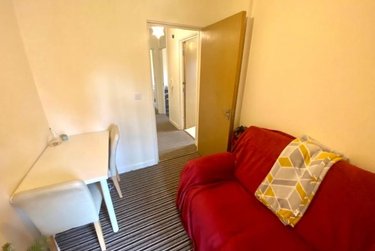 2 bed house, Broomspring Close, Devonshire Green, Sheffield, S37XA - Image 2