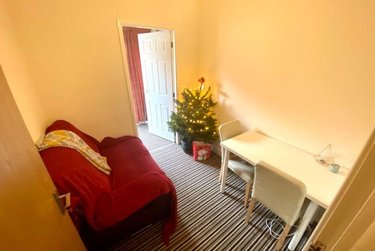 2 bed house, Broomspring Close, Devonshire Green, Sheffield, S37XA - Image 3