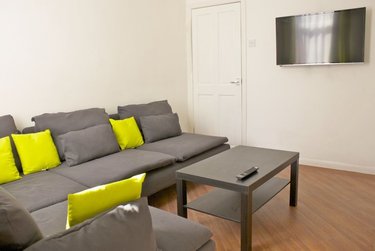 3 bed house, Alderson Place, Highfield, Sheffield, S24UG - Image 2