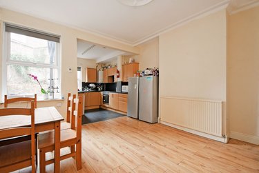 4 bed house, Junction Road, Sharrowvale, Sheffield, S118XA - Image 2