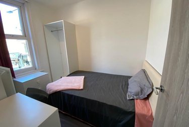 2 bed flat, Flat 2 313a Ecclesall Road, Sharrow, Sheffield, S118NX - Image 7