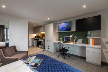 Studio DDA/Gold - Image 1