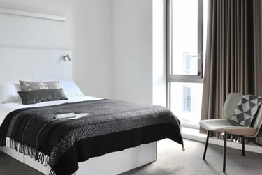 Large Studio at Host Kings Cross, 25-27 Canal Reach, King's Cross, London, N1C4DD - Image 1