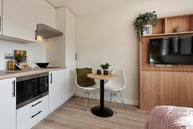 Gold Studio - Image 4